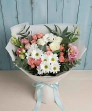 Букет цветов из:  Розы, Лизиантусы и Хризантемы в Назарьево