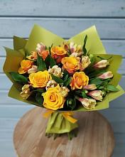 Букет цветов из:  Альстромерии и Розы в Назарьево