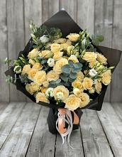 Букет цветов из:  Розы и Лизиантусы #REPLACE_PRED# Назарьево