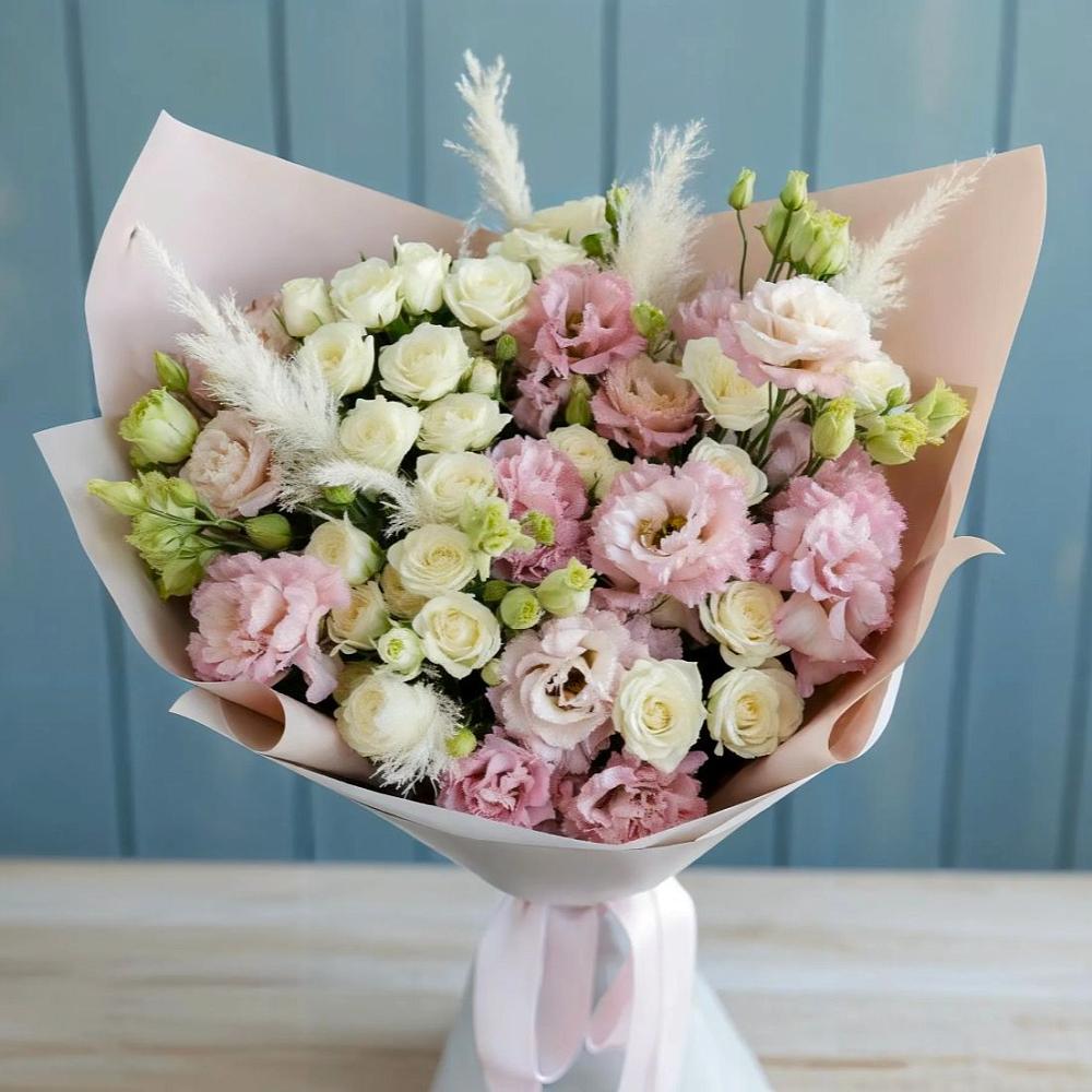 Букет цветов из: Альстромерии и Розы в Назарьево