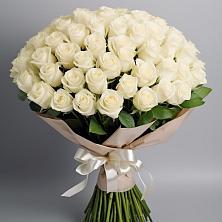 Букет 101 беля роза Белоснежка в Назарьево
