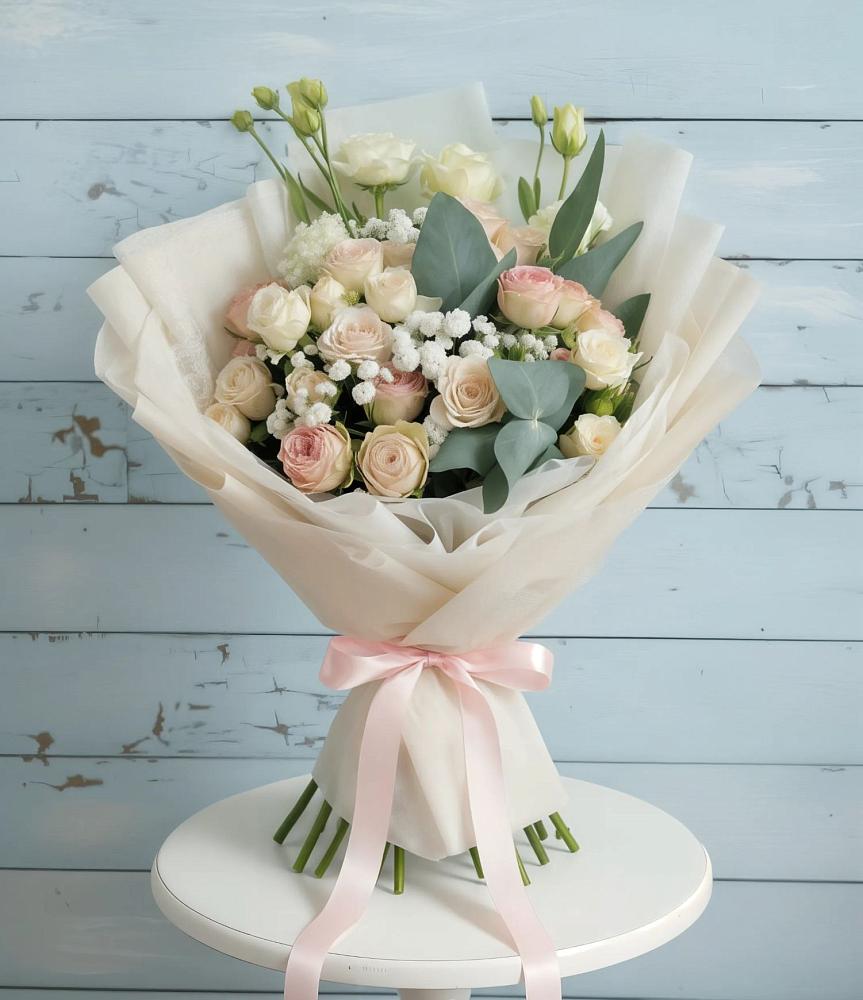 Букет цветов из: Розы и Лизиантусы в Назарьево