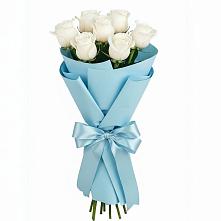 Букет 7 белых роз Проуд в Назарьево