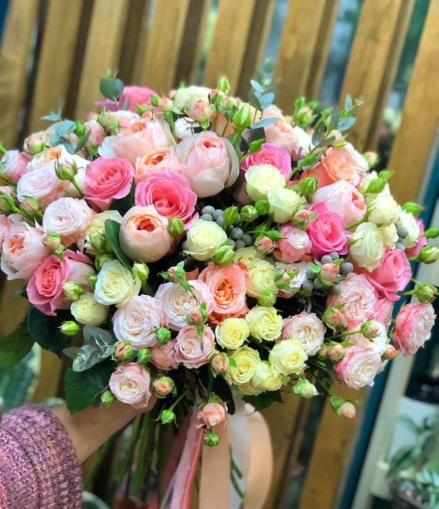 Букет цветов из: Розы в Назарьево