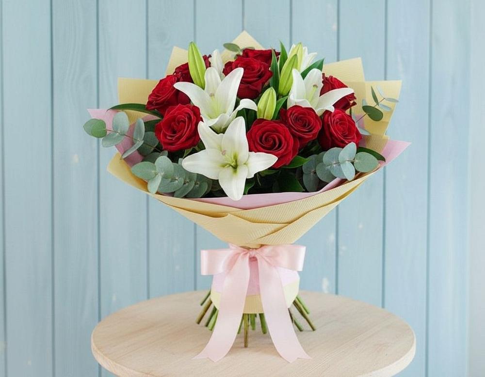 Букет цветов из: Лилии и Розы в Назарьево