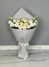 Букет цветов из:  Розы и Лизиантусы в Назарьево